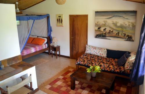 Shimba Hills Green Safari Lodge