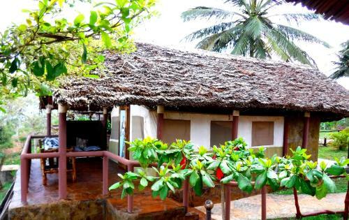 Shimba Hills Green Safari Lodge