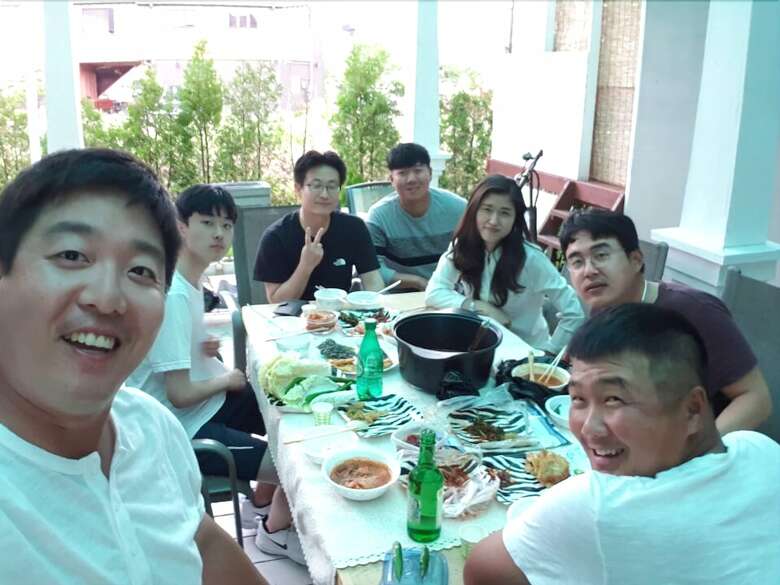 Hostal All In One Guesthouse