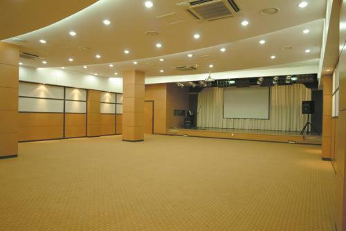 Fourseason Youth Hostel