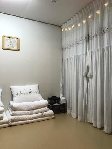 Hostal Hanok Guesthouse Suni