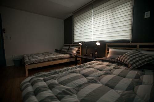 Hostal Twins Guesthouse