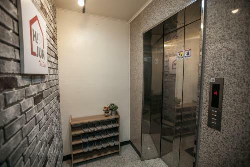 Hostal Twins Guesthouse