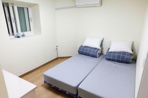 Hostal Namsan Gil House