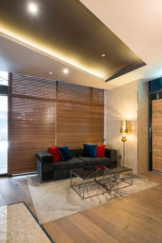 Brown-dot Hotel Guseo