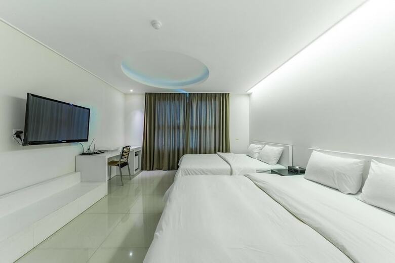G Tourist Hotel Wolmido