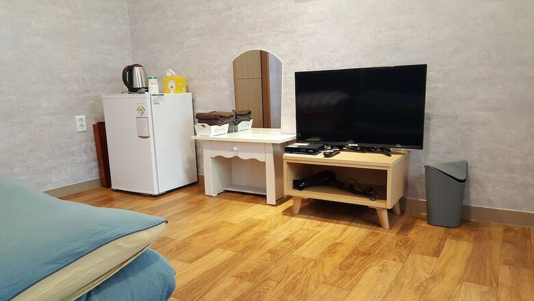 Hostal Hwangridangil Adamjeong