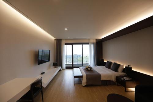 Hotel The Qube Resort Jeju