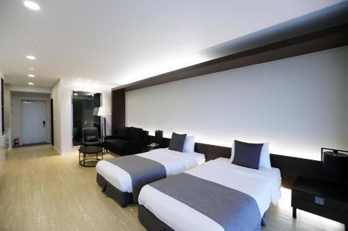 Hotel The Qube Resort Jeju