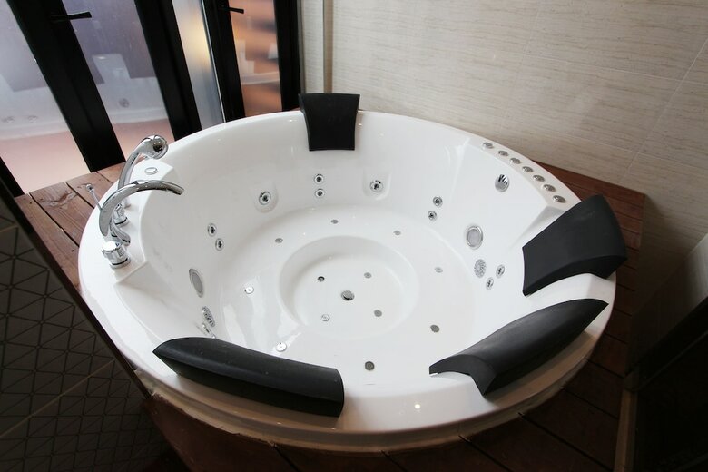 Instar Tourist Hotel