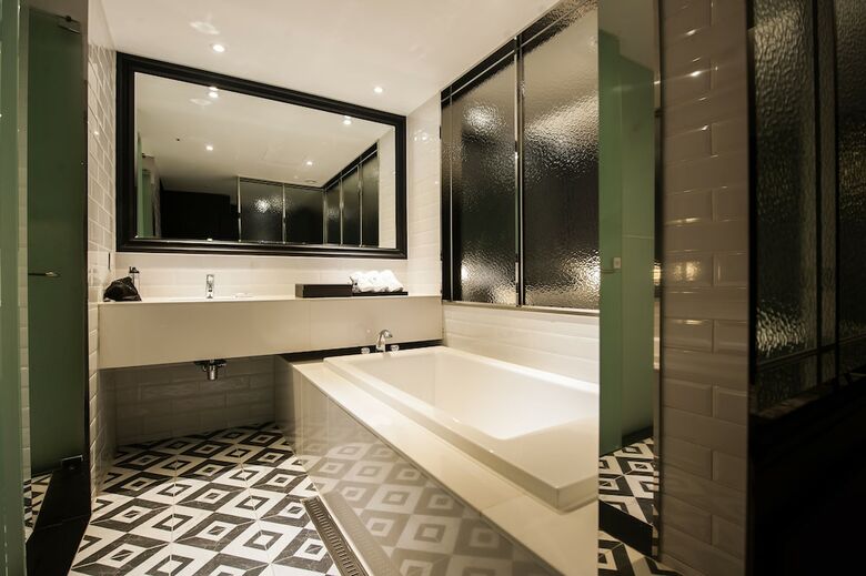 Hotel Amare