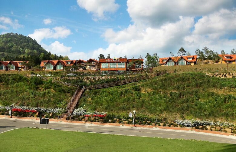 Nokcha Resort