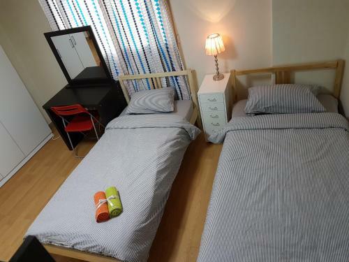 Bed & Breakfast Roommate In Ehwa