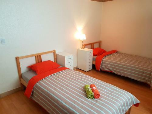Bed & Breakfast Roommate In Ehwa