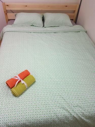 Bed & Breakfast Roommate In Ehwa
