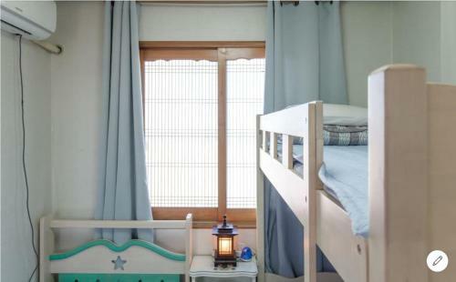 Hostal Nolmeong Shuimeong Guest House