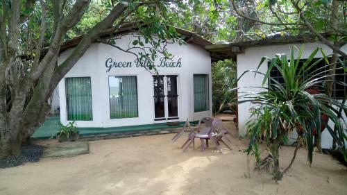 Green Villa Beach And Juice Bar
