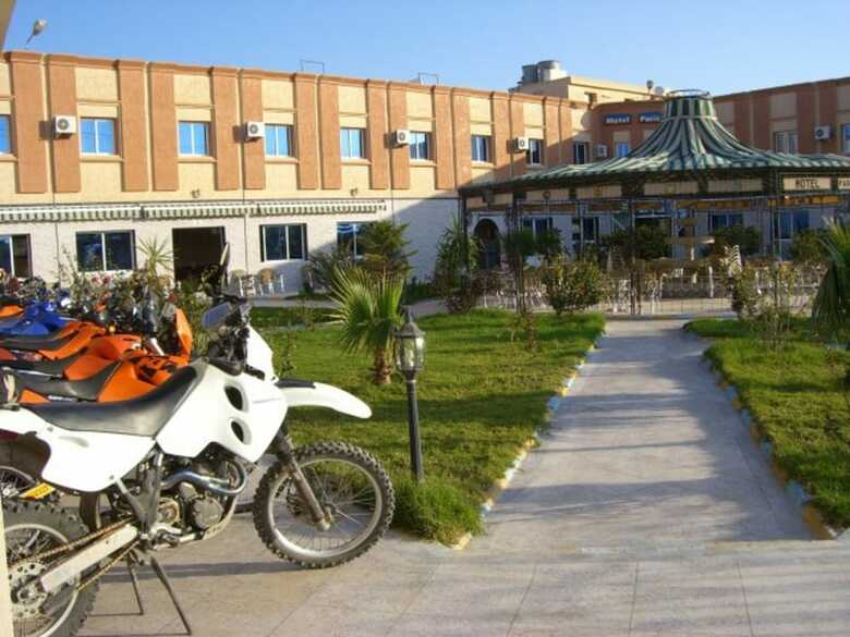 Motel Paris Dakar
