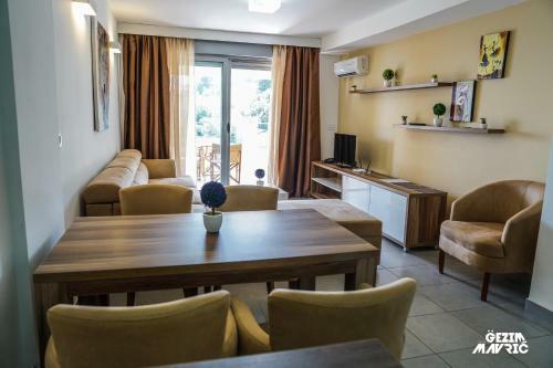 Aparthotel Hotel Mediterraneo Liman