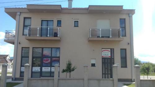 Apartments Deli?