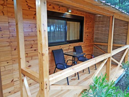 Saranda Beach Bungalow
