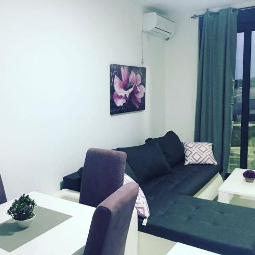 Sea Star Apartments