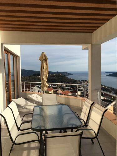 Hostal Guest House Topla III