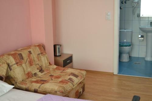 Hostal Apartments And Rooms Mila