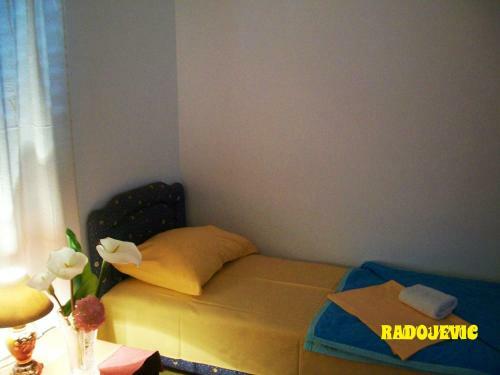 Apartments Radojevi?