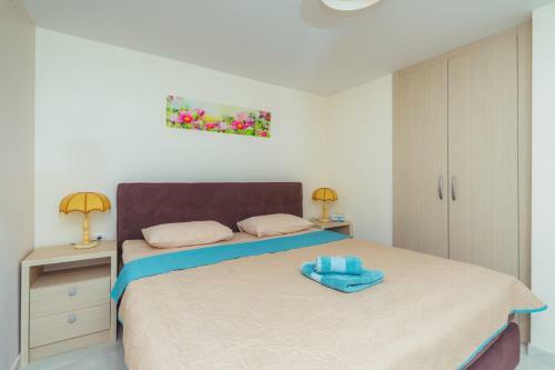 Apartment Galija Petrovac Lux
