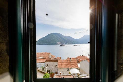 Perast Venetian Jewel