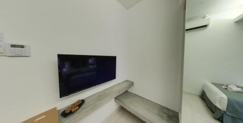 Bed & Breakfast Modern Cave Boutique Stay