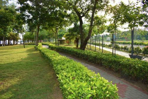 D'wharf Hotel & Serviced Residence