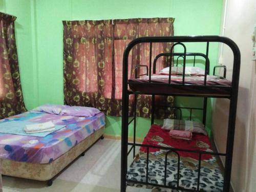 Hostal Bilik Penginapan Rz Lodging