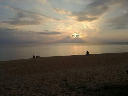 Hotel Al Safina Kijal Beach Resort