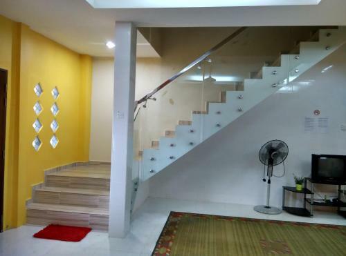 Selesa Holiday Home