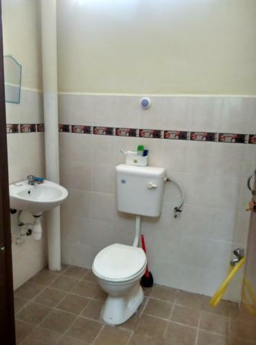 Selesa Holiday Home
