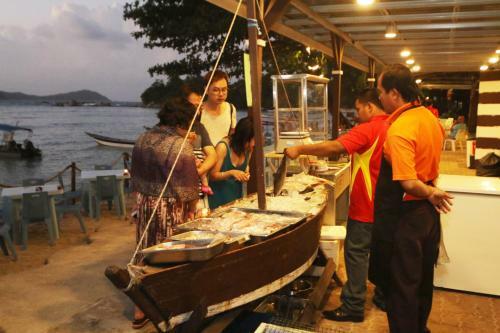 The Barat Perhentian