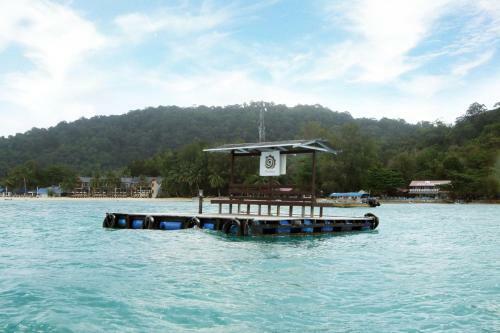 The Barat Perhentian