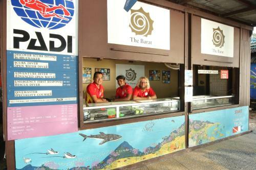 The Barat Perhentian