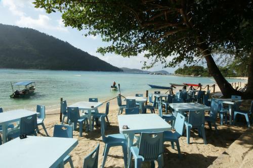 The Barat Perhentian