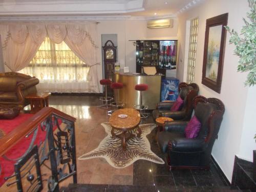 Conference Hotel & Suites Ijebu