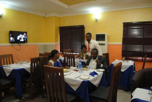 de Royal Legacy Hotel And Suites