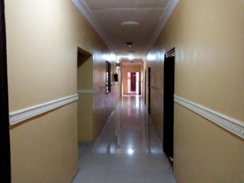Gen-preston Hotel And Suites