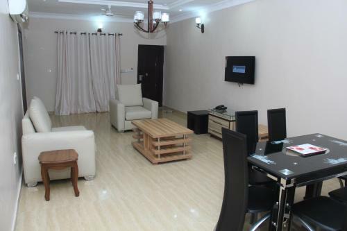 Apartamento Sscfg Aptms & Suites