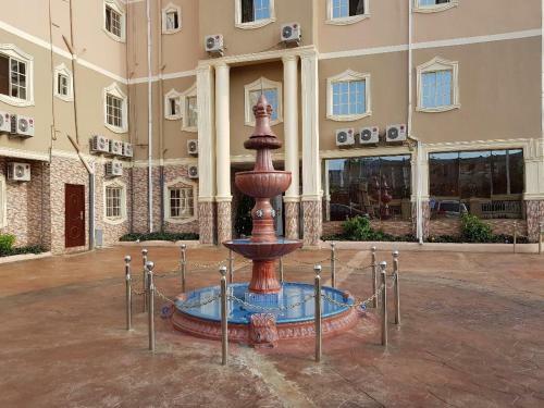 Beck Flo Hotel & Suites Ent