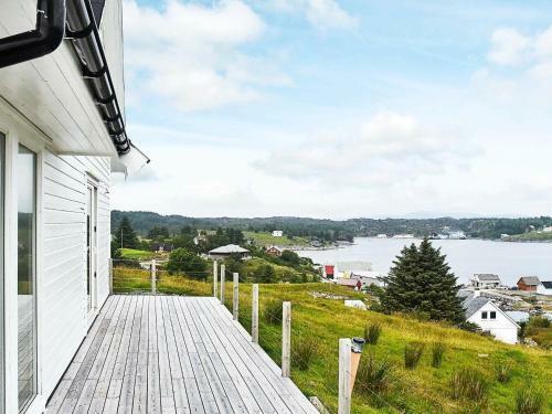 Holiday Home Bakkasund II