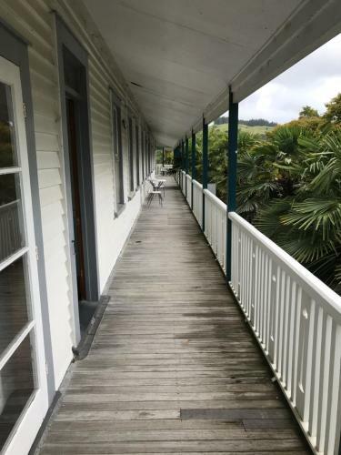 Te Puia Hot Springs Hotel