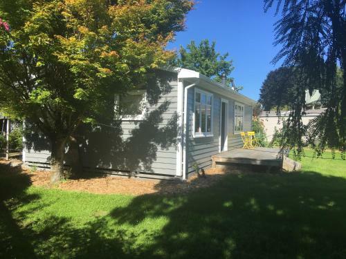 Woodbury Cottage