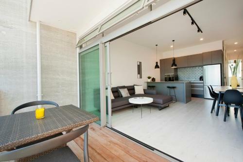 City Terrace Apartment